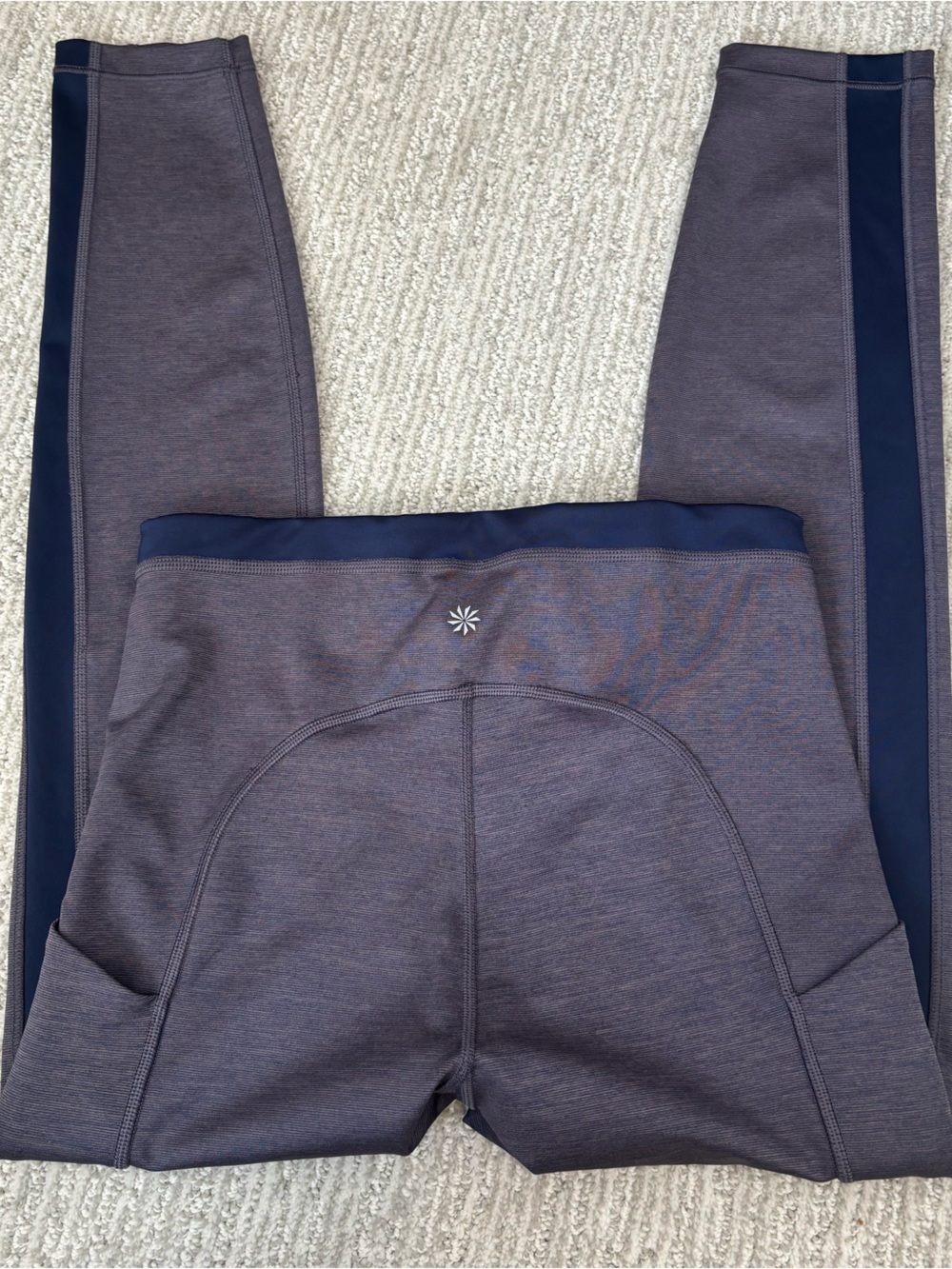 Athleta Ultimate Stash Pocket 7/8 Tight